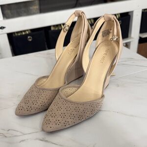 Nine West Women's Taupe Slingback Heels